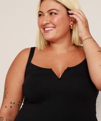 Maio-Plus-Size-Decote-V-com-Bojo-Sem-Aro-Protecao-UV50--Preto-9974532-Preto_4