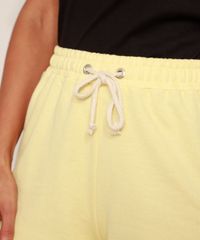 Short-de-Moletom-Feminino-Cintura-Media-com-Cordao-e-Faixa-Lateral-Amarelo-9975741-Amarelo_6 Short-de-Moletom-Feminino-Cintura-Media-com-Cordao-e-Faixa-Lateral-Amarelo-9975741-Amarelo_6