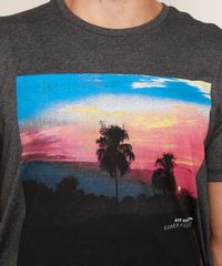 Camiseta-Masculina-Paisagem-Manga-Curta-Gola-Careca-Cinza-Mescla-Escuro-9960804-Cinza_Mescla_Escuro_2