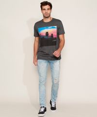 Camiseta-Masculina-Paisagem-Manga-Curta-Gola-Careca-Cinza-Mescla-Escuro-9960804-Cinza_Mescla_Escuro_3