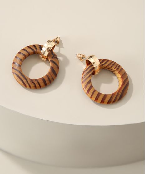 Brinco-Feminino-com-Pingente-de-Argola-Em-Madeira-Dourado-9963599-Dourado_1