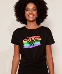 Camiseta-Feminina-Pride-Mulher-Maravilha-com-No-Manga-Curta-Decote-Redondo-Preta-9972624-Preto_1