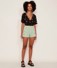 Short-de-Sarja-Feminino-Mom-Cintura-Alta-Destroyed-com-Barra-Desfiada-Verde-Claro-9977017-Verde_Claro_3