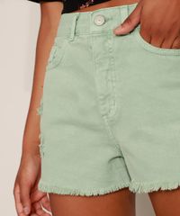 Short-de-Sarja-Feminino-Mom-Cintura-Alta-Destroyed-com-Barra-Desfiada-Verde-Claro-9977017-Verde_Claro_6