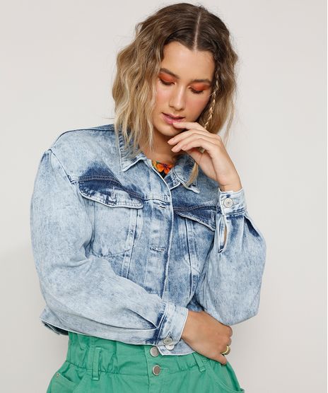 Jaqueta-Jeans-Feminina-Cropped-Marmorizada-com-Bolsos-Manga-Bufante-Azul-Claro-9981721-Azul_Claro_1