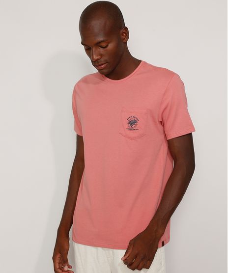 Camiseta-Masculina-com-Bolso--Life-is-Better-Underwater--Manga-Curta-Gola-Careca-Coral-9977472-Coral_1
