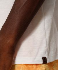 Camiseta-Masculina--Made-in-Earth--Manga-Curta-Gola-Careca-Off-White-9977663-Off_White_5