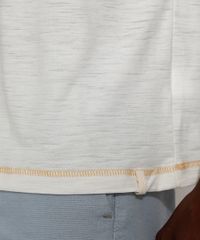 Camiseta-Masculina-com-Bolso-Estampado-de-Folhagem-Manga-Curta-Gola-Careca-Off-White-9966054-Off_White_5