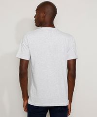Camiseta-Masculina-Turma-do-Mickey-com-Bolso-Manga-Curta-Gola-Careca-Cinza-Mescla-Claro-9975509-Cinza_Mescla_Claro_4