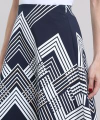 Saia-Feminina-Evase-Curta-Estampada-Geometrica-Azul-Marinho-8874148-Azul_Marinho_4