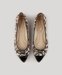 Sapatilha-Bico-Fino-Beira-Rio-Animal-Print-com-Verniz-Bege-9097659-Bege_4