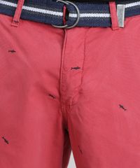 Bermuda-Estampada-de-Tubaroes-com-Cinto-Cadarco-Listrado-Vermelha-8944181-Vermelho_4