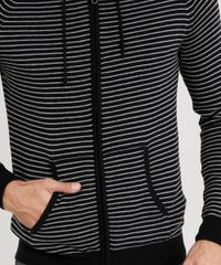 Jaqueta-Masculina-em-Trico-Listrado-com-Capuz-Manga-Longa-Preta-8848965-Preto_4