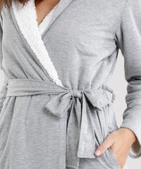 Roupao-Feminino-com-Pelo-e-Capuz-Manga-Longa-Cinza-Mescla-8875853-Cinza_Mescla_3