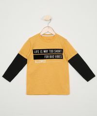Camiseta-Infantil--Life-Is-Way-Too-Short--Manga-Longa-com-Sobreposicao-Amarela-9978657-Amarelo_1