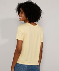 Camiseta-Feminina--Bloom--com-Relevo-Manga-Curta-Decote-Redondo-Amarela-Claro-9976658-Amarelo_Claro_2