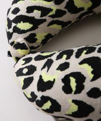 Kit-de-Apoio-de-Pescoco-Estampado-Animal-Print-Onca---Tapa-Olho-Bege-9985360-Bege_4