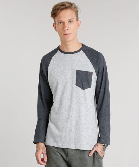 Camiseta-Masculina-com-Bolso-Manga-Longa-Raglan-Gola-Careca-Cinza-Mescla-8582091-Cinza_Mescla_1