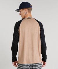 Camiseta-Masculina-com-Bolso-Manga-Longa-Raglan-Gola-Careca-Marrom-8582091-Marrom_2