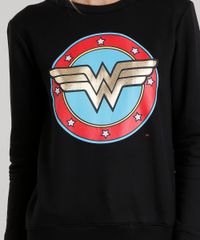 Blusao-Feminino-em-Moletom-Mulher-Maravilha-Manga-Longa-Gola-Redonda-Preto-9013725-Preto_4