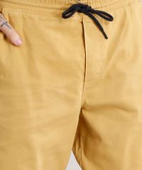 Bermuda-Masculina-Reta-Amarela-9081801-Amarelo_4