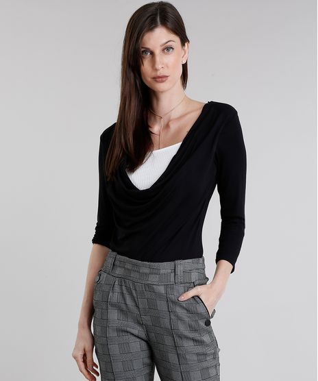 Blusa-Feminina-com-Sobreposicao-Manga-Longa-Decote-Degage-Preta-9079213-Preto_1