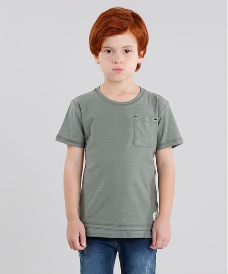 Camiseta-Infantil-com-Bolso-Manga-Curta-Gola-Careca-Verde-Militar-9038698-Verde_Militar_1