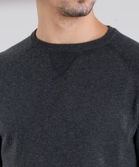 Sueter-Masculino-Basico-em-Trico-Gola-Careca-Manga-Longa-Cinza-Mescla-Escuro-8848865-Cinza_Mescla_Escuro_4 Sueter-Masculino-Basico-em-Trico-Gola-Careca-Manga-Longa-Cinza-Mescla-Escuro-8848865-Cinza_Mescla_Escuro_4