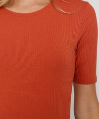 Camiseta-Feminina-Basica-Manga-Curta-Canelada-Decote-Redondo-Laranja-Escuro-9953167-Laranja_Escuro_6