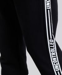 Calca-Masculina-Jogger-em-Moletom-com-Estampas-Laterais-Preta-9104527-Preto_4