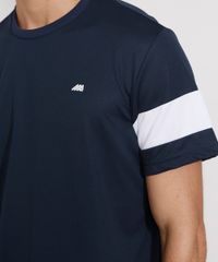 Camiseta-Masculina-Manga-Curta-Esportiva-Ace-Gola-Careca-com-Recorte-Azul-Marinho-9972626-Azul_Marinho_6 Camiseta-Masculina-Manga-Curta-Esportiva-Ace-Gola-Careca-com-Recorte-Azul-Marinho-9972626-Azul_Marinho_6