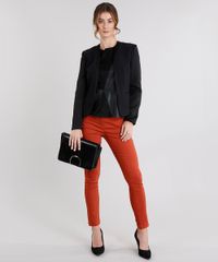 Blazer-Feminino-Acinturado-com-Manga-Texturizada-Jacquard-Bolso-Decorativo-Sem-Gola--Preto-8546173-Preto_3
