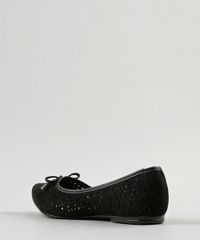 Sapatilha-Feminina-Bico-Fino-Beira-Rio-em-Suede-com-Laser-Cut-e-Laco-Preto-9175425-Preto_3