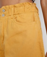 Short-de-Sarja-Feminino-Mom-Clochard-Cintura-Super-Alta-com-Barra-Dobrada-Mostarda-9978200-Mostarda_4