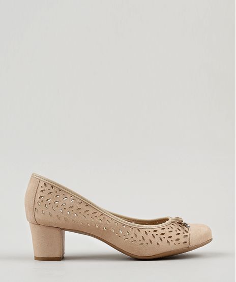 Scarpin-Feminino-Salto-Baixo-Beira-Rio-em-Suede-com-Laser-Cut-e-Laco-Bege-9175221-Bege_1