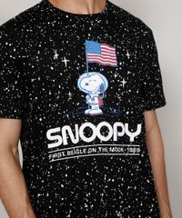 Camiseta-Masculina-Estampada-Manga-Curta-Gola-Careca-Snoopy-Astronauta-Preta-9978103-Preto_2