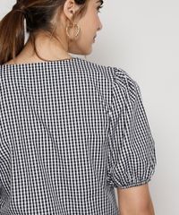 Blusa-Feminina-Mindset-Estampada-Xadrez-Vichy-com-Botoes-Manga-Bufante-Decote-V-Preta-9988083-Preto_5