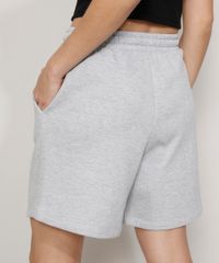 Bermuda-de-Moletom-Feminina-com-Cordao-e-Bolsos-Cinza-Mescla-Claro-9988096-Cinza_Mescla_Claro_2