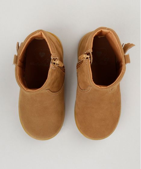 bota infantil com franja