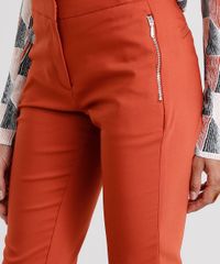 Calca-Feminina-Skinny-com-Fivelas-e-Bolso-com-Ziper-Laranja-Escuro-8517499-Laranja_Escuro_4