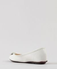 Sapatilha-Feminina-Bico-Redondo-em-Verniz-com-Laco-Off-White-9185782-Off_White_3