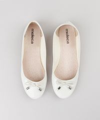 Sapatilha-Feminina-Bico-Redondo-em-Verniz-com-Laco-Off-White-9185782-Off_White_4 Sapatilha-Feminina-Bico-Redondo-em-Verniz-com-Laco-Off-White-9185782-Off_White_4