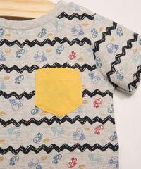 Macaquinho-Infantil-Manga-Curta-Estampado-Snoopy-com-Bolso-Cinza-Mescla-9976333-Cinza_Mescla_3