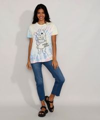 Camiseta-Feminina-Estampada-Tie-Dye-Manga-Curta-Ursinho-Pooh-e-Leitao-Ampla-Decote-Redondo-Multicor-9974869-Multicor_3