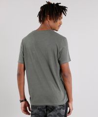 Camiseta-Masculina-com-Bolso-Estampado-Camuflado-Manga-Curta-Gola-Careca-Verde-Militar-9127319-Verde_Militar_2