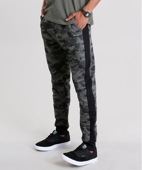 Calca-Masculina-Jogger-Estampada-Camuflada-com-Recortes-em-Moletom-com-Bolsos-Verde-Militar-9104526-Verde_Militar_1