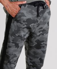 Calca-Masculina-Jogger-Estampada-Camuflada-com-Recortes-em-Moletom-com-Bolsos-Verde-Militar-9104526-Verde_Militar_4