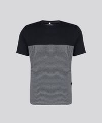 Camiseta-Masculina-com-Recorte-Listrado-Manga-Curta-Gola-Careca-Preto-9127318-Preto_5