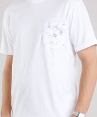 Camiseta-Masculina-com-Bolso-Estampado-de-Folhagem-Manga-Curta-Gola-Careca-Off-White-9125660-Off_White_4