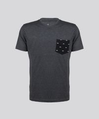 Camiseta-Masculina-com-Bolso-Estampado-de-Peixes-Manga-Curta-Gola-Careca-Cinza-Mescla-Escuro-9125661-Cinza_Mescla_Escuro_5